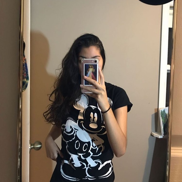 Micky Mouse shirt 🐭 - Picture 1 of 3